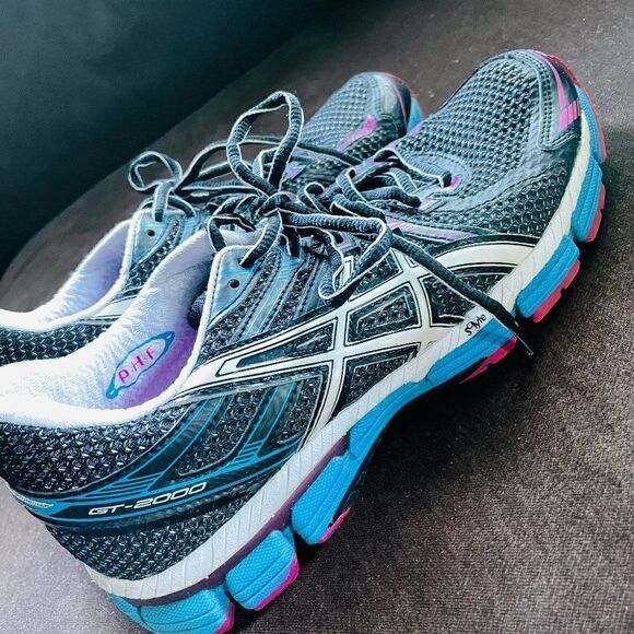 Excellent ASICS GT 2000 Black Blue Ruby Red sz 7 38 EUR - Picture 10 of 14